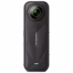 מצלמת אקסטרים Insta360 X5