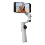 ⁦מייצב לסמארטפון Insta360 Flow 2 Pro — ערכת AI Tracker⁩ – תמונה ⁦4⁩